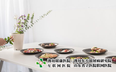 攝圖網_500199063_餐前的準備（企業商用）