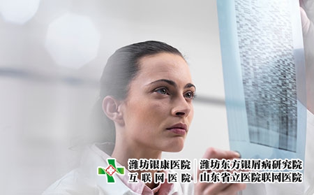 攝圖網_501514761_科學家檢測DNA測序凝膠（企業商用）